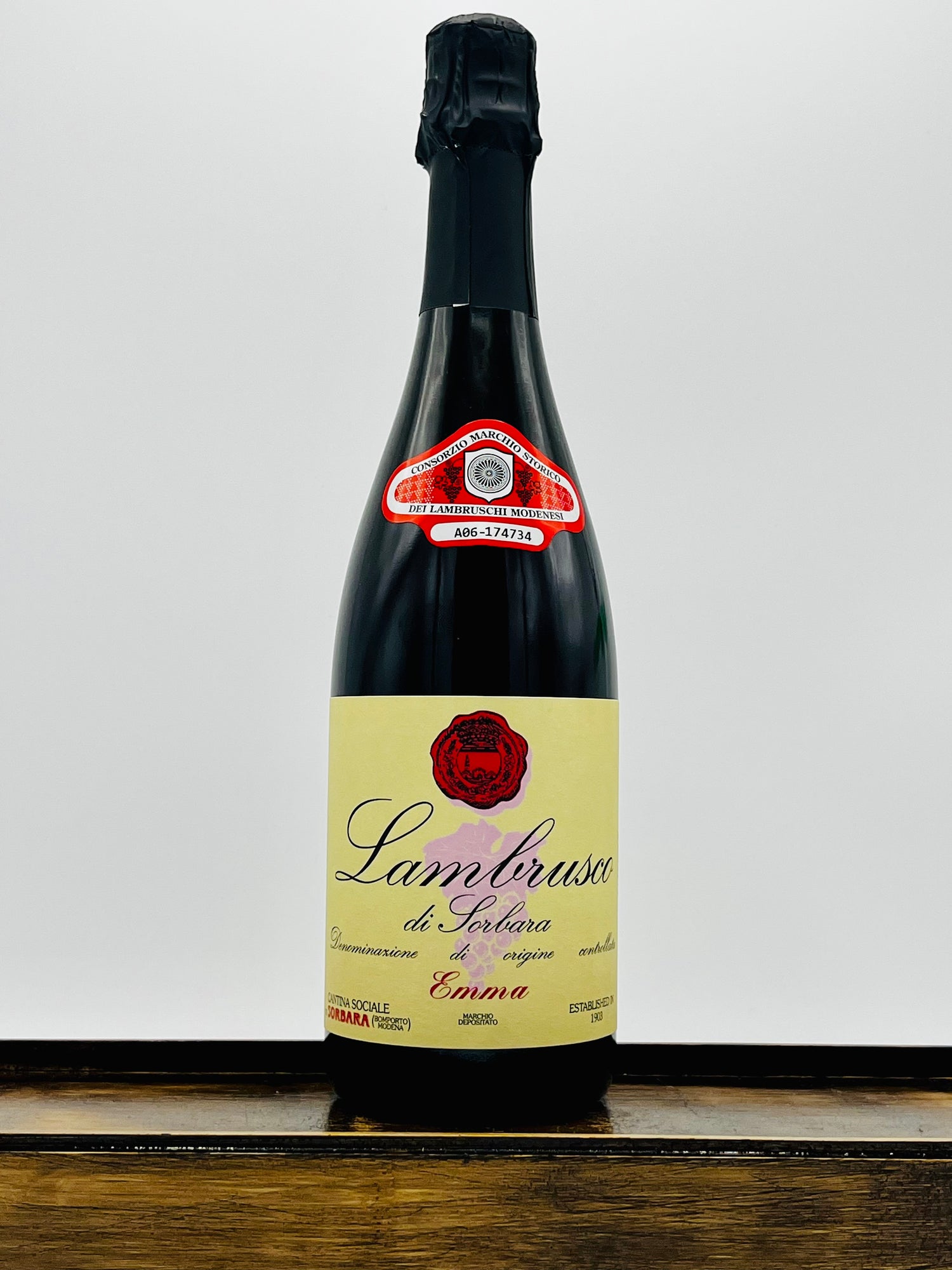 Cantina di Carpi e Sorbara 'Emma' Lambrusco, NV
