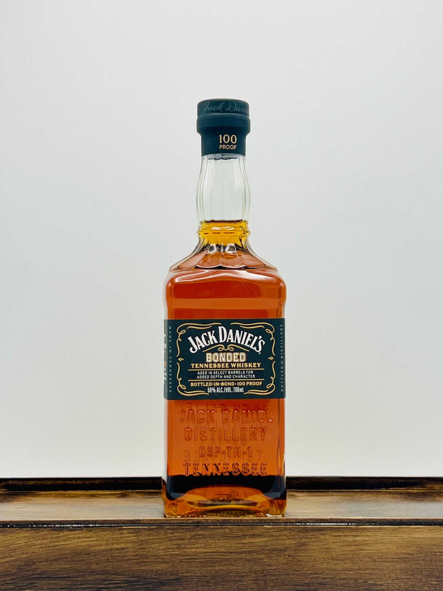 Jack Daniel's Bonded Tennessee Whiskey (700ml)