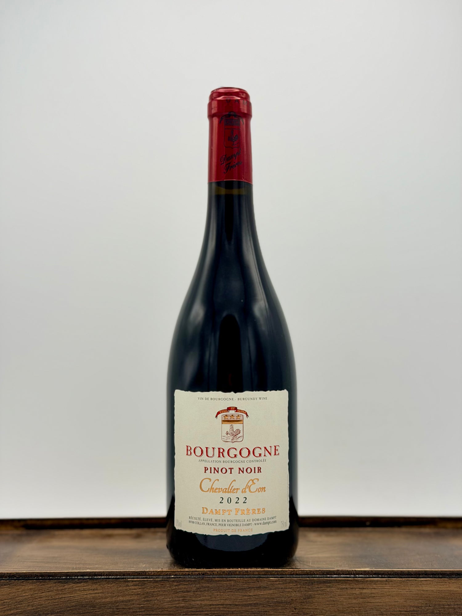 Vignoble Dampt 'Chevalier d'Eon' Bourgogne Rouge, 2023