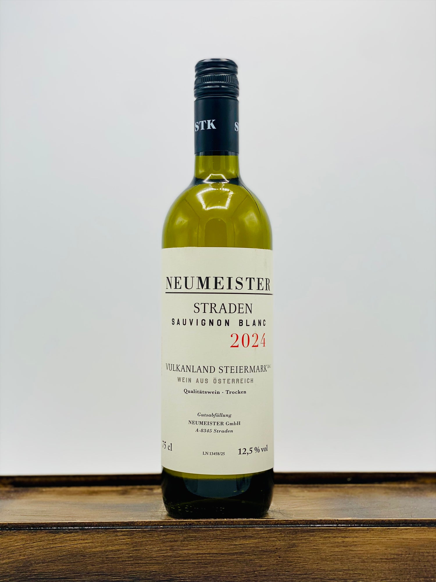 Neumeister 'Straden' Sauvignon Blanc Vulkanland Steiermark, 2024