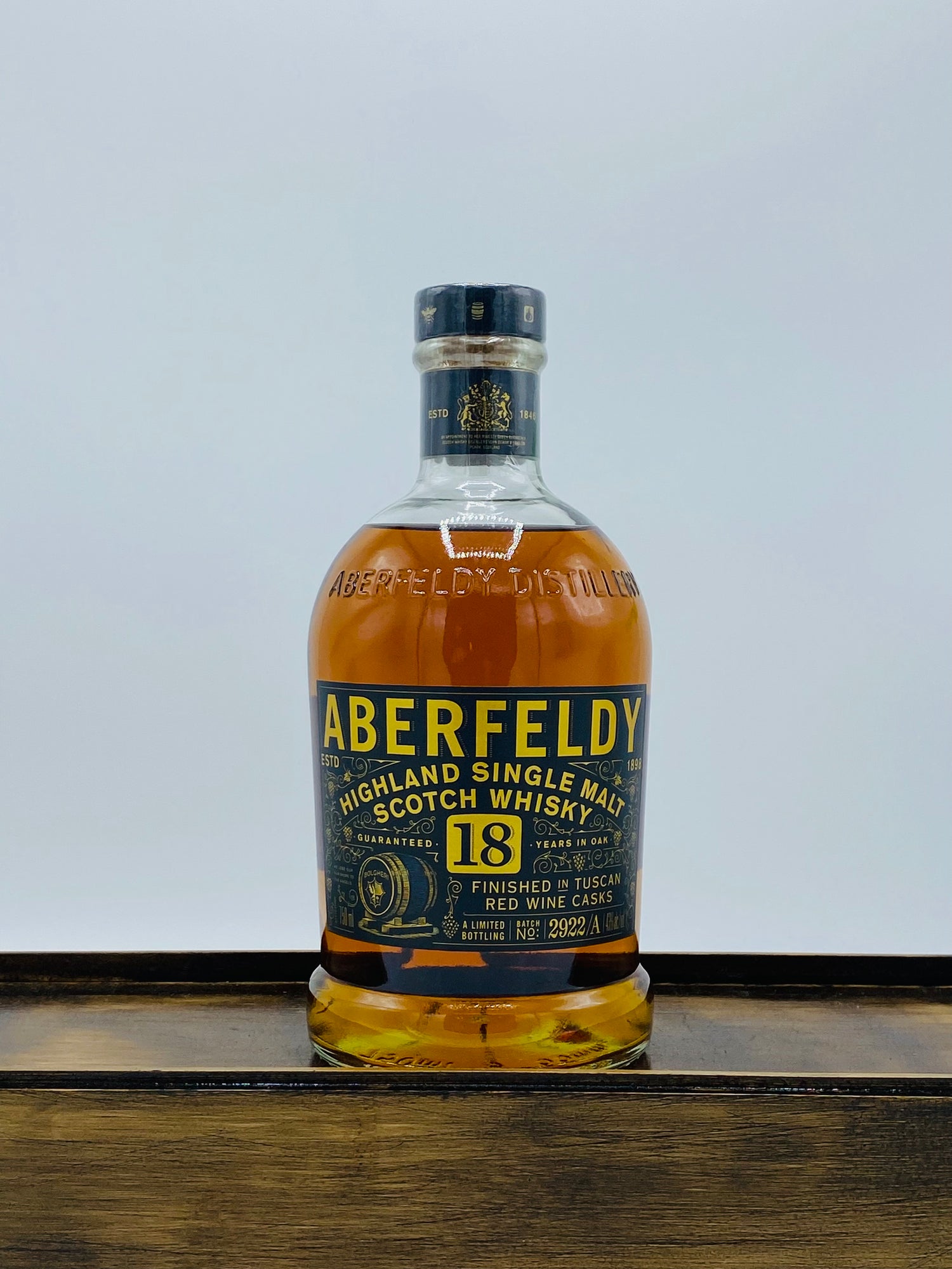 Aberfeldy 18 Year Tuscan Cask Finish Highland Single Malt Scotch Whisk Aberfeldy 18 Year Tuscan Cask Finish Highland Single Malt Scotch Whisk