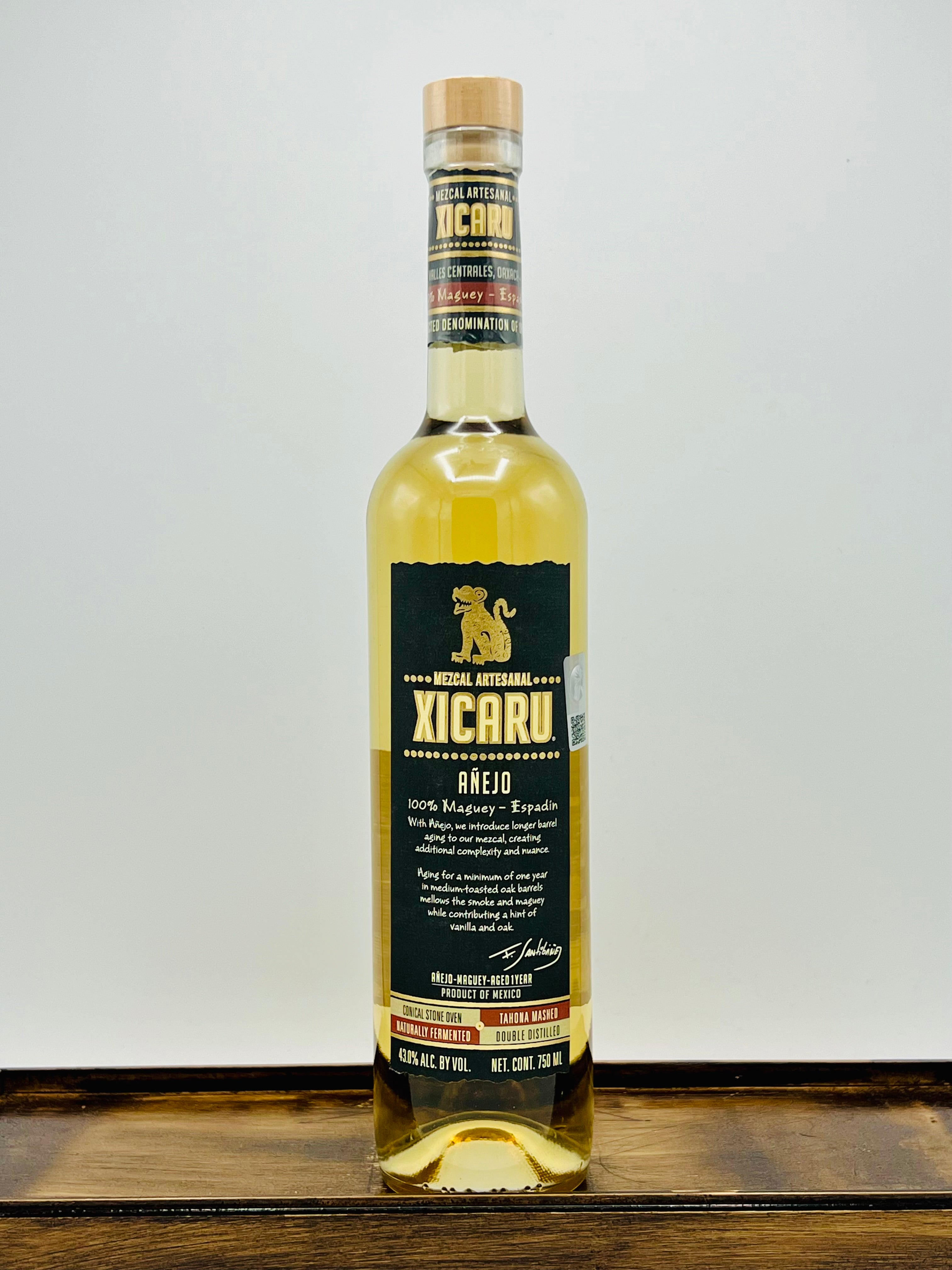 Xicaru Añejo Mezcal